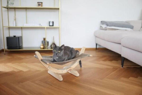 Fotografija izdelka Viseče ležišče za mačke Siesta 2.0, rjava (61 x 37 x 29 cm)