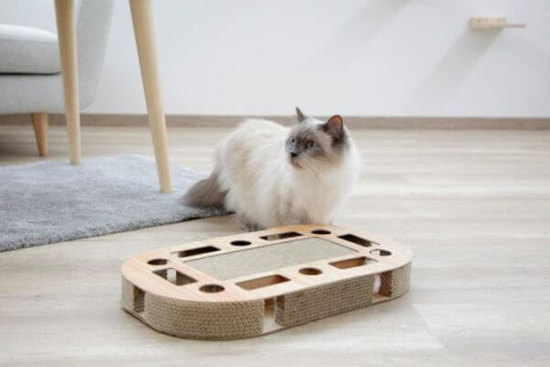 Fotografija izdelka Praskalnik za mačke Ovalo (52 x 31 x 6 cm)