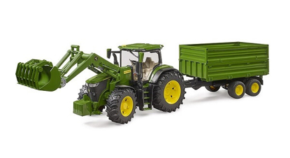 Prikaži podrobnosti za  Igrača Traktor John Deere 7R 350 s čelnim nakladačem in prikolico, BRUDER Fotografija izdelka Igrača Traktor John Deere 7R 350 s čelnim nakladačem in prikolico, BRUDER