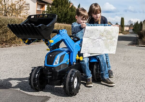 Fotografija izdelka Igrača TRAKTOR rollyFarmtrac New Holland z nakladačem, ROLLY TOYS