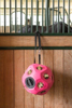 Fotografija izdelka Igralna žoga za krmo HeuBoy roza, 40 cm