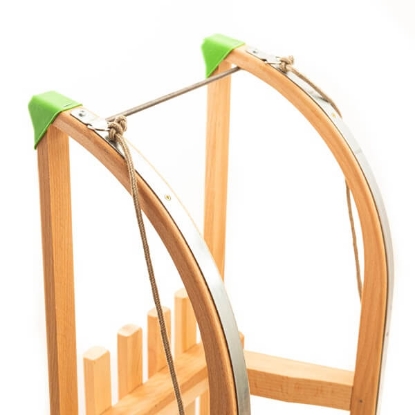 Prikaži podrobnosti za  Lesene sanke 120cm lesene sanke, sanke 120 cm, sanke za dve odrasli osebi, bukov les, sanke za zimo, kakovostne sanke, trpežne sanke, lesene sanke za odrasle, sanke za uživanje na snegu, mehanizacija Miler, kmetijska mehanizacija, sanke iz bukovega lesa, sanke za zimske aktivnosti.