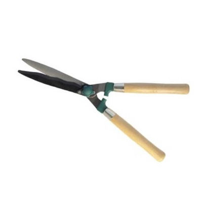 Prikaži podrobnosti za  Škarje za živo mejo PAPILLON 210mm lesen ročaj Mehanizacija Miler, kmetijska mehanizacija, kmetijska oprema, škarje za živo mejo, PAPILLON, škarje za obrezovanje, škarje z lesenim ročajem, vrtnarska orodja, orodje za vrtnarjenje, obrezovanje grmovnic, orodje za drevesa, obrezovanje živih mej, vrtnarska oprema