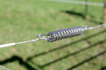 Fotografija izdelka Vzmet iz nerjavečega jekla (INOX) - za balansiranje temperaturnih razlik