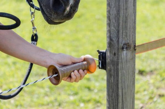 Fotografija izdelka Ročka za ograjo z VRVJO 6 mm do 6 m AKO