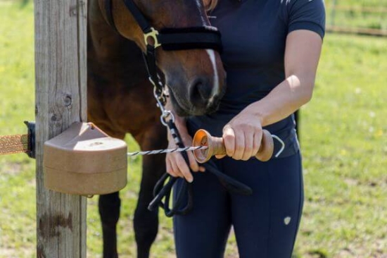 Fotografija izdelka Ročka za ograjo z VRVJO 6 mm do 6 m AKO