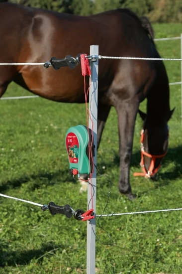 Fotografija izdelka Komplet za konjske turnirje in ograde – 7 x 7 m s pašnim aparatom