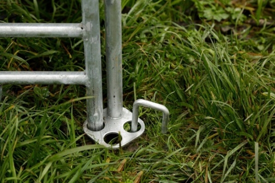 Fotografija izdelka Zemeljsko sidro za zaklonišče z vtično rešetko