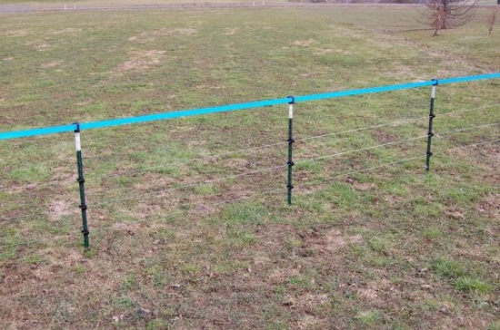 Fotografija izdelka Kovinski steber T-Post, 167 cm