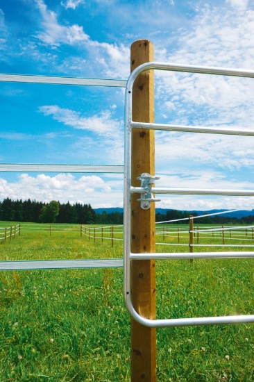 Fotografija izdelka Kovinska pašna vrata 1 – 1,7 m pocinkana