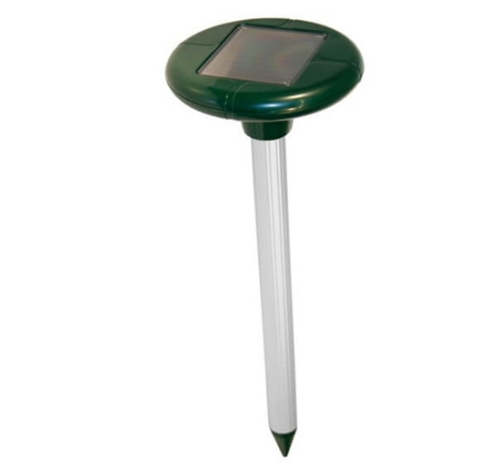 solarna voluharica, odganjalnik voluharjev Pulsar Solar, vrtna zaščita pred voluharji, solarni odganjalnik voluharjev, vibracijski odganjalnik, ekološka zaščita vrta, voluharji vrt, solarni akumulator, trajna zaščita pred rovki, varno odganjanje voluharjev