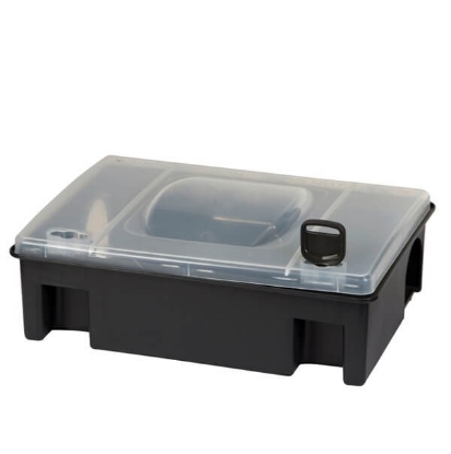 postaja za vabe BlocBox, Tom postaja za podgane, zaklepanje vabe, varno hranjenje podgan, vabe kocke žitne paste, plastika postaja za vabe, varna postavitev vabe, BlocBox Tom, kmetijska oprema, past, pasti za podgane