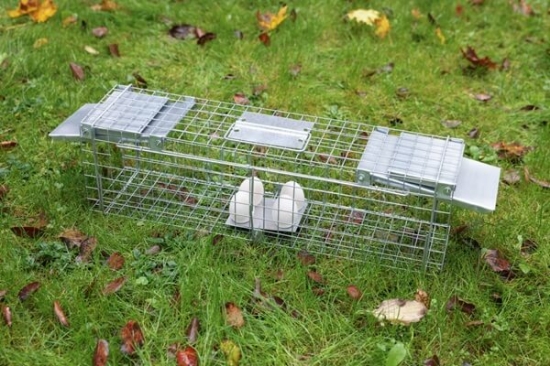 Fotografija izdelka Past za živali Alive Predator Super D: 105 cm, V: 30 cm