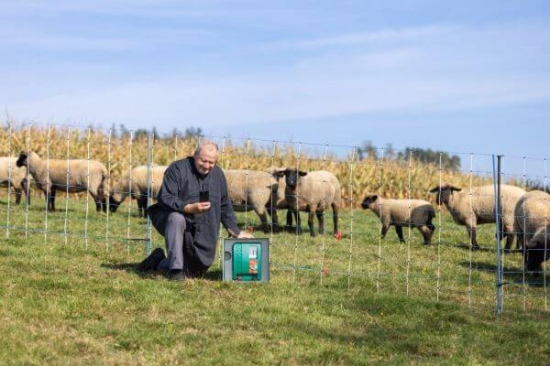 Fotografija izdelka Pastir AKO Duo Power X 6000 12/230V