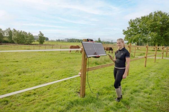 Fotografija izdelka Pastir AKO SunPower S4000 Smart