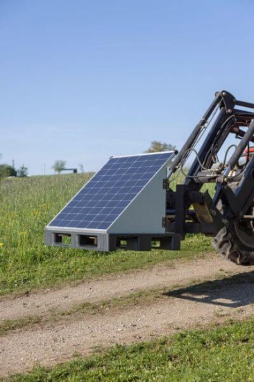 Fotografija izdelka Pametna sončna postaja AKO XL z AKO Xi 8000 smart