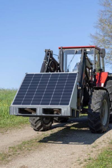 Fotografija izdelka Pametna sončna postaja AKO XL z AKO Xi 8000 smart