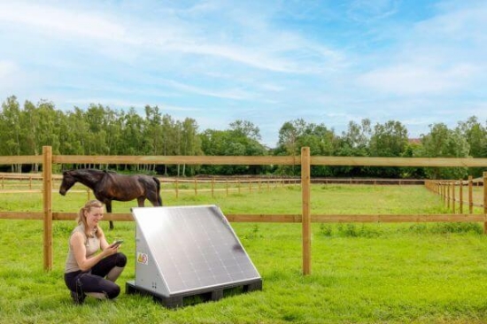 Fotografija izdelka Pametna sončna postaja AKO XL z AKO Xi 8000 smart