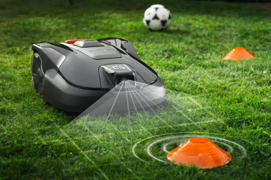 Fotografija izdelka Robotska kosilnica Husqvarna Automower 312V