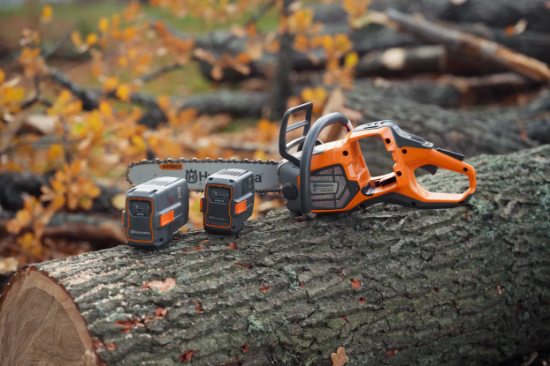 Fotografija izdelka Akumulatorska verižna žaga Husqvarna 550iXP (15'')