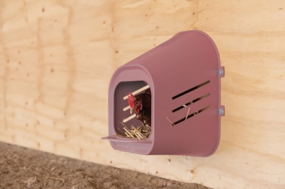 Fotografija izdelka Valilno gnezdo - plastično, rosé 40 x 42 x 51 cm