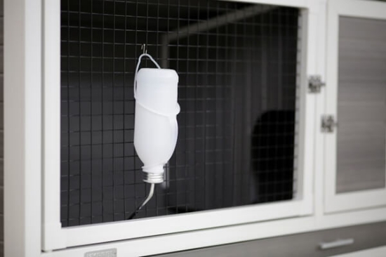 Fotografija izdelka Napajalnik za zajce - plastičen, 500 ml 