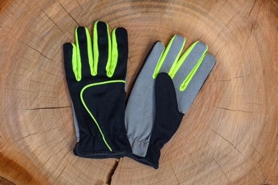 Fotografija izdelka Otroške rokavice črne neon 8-11 let
